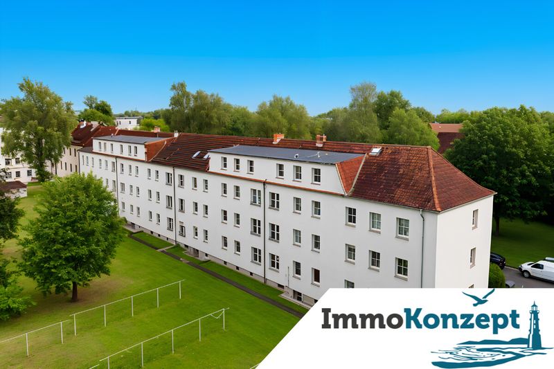 Attraktive & bezugsfreie Dachgeschosswohnung mit 3 Zi., Tageslichtbad und Keller in Wismar-Wendorf!